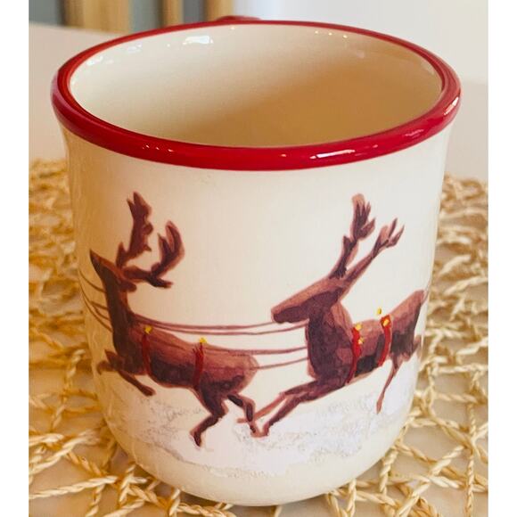 Williams Sonoma Porcelain Santa Claus & His Reindeer 4-piece Mug Set - Picture 2 of 6